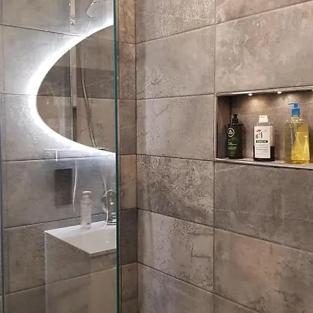 On Quarto em Acomodações Particulares *