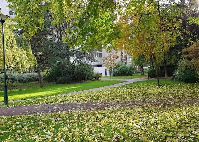 On Quarto em Acomodações Particulares *